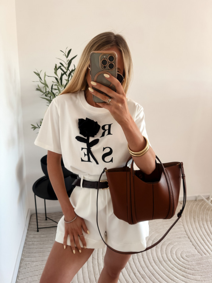 ROSE - TISHIRT BIAŁY Z CZARNYM NAPISEM 12